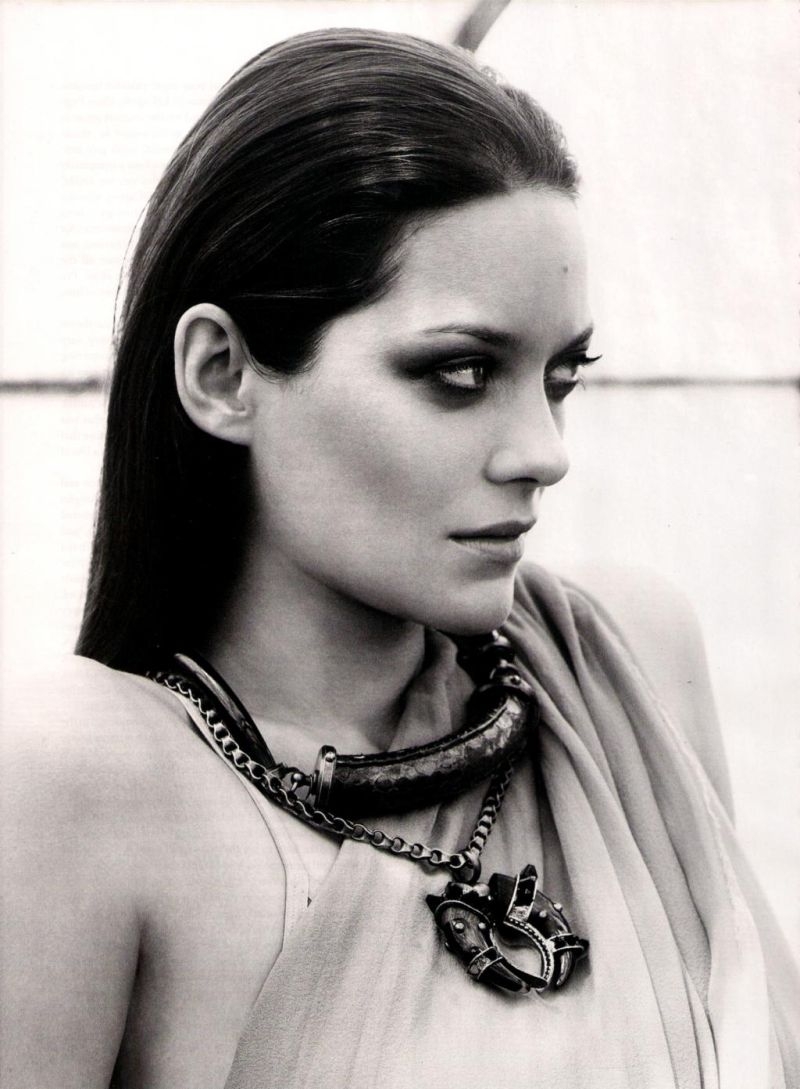 Marion Cotillard Pictures and Hairstyles